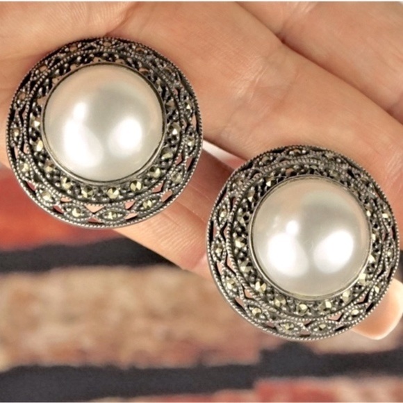 Judith Jack Sterling with Marcasite and Faux Pearl Set (choker & earrings) - Picture 6 of 8